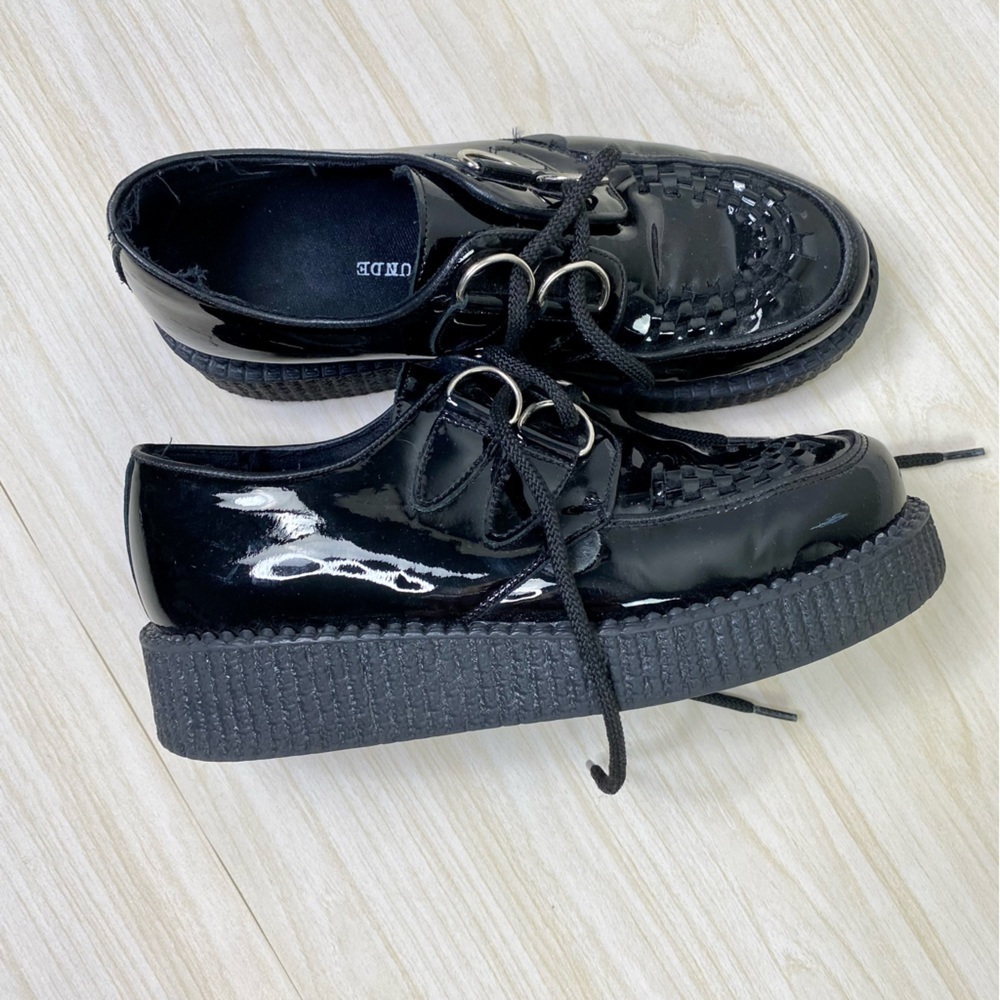 London Underground Black Patent Platform lace up Loafers size 6